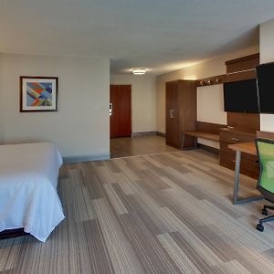King Suite Wheelchair Accessible